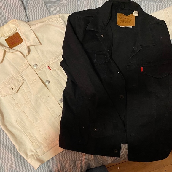 Two Levi's jean jackets - Picture 1 of 4